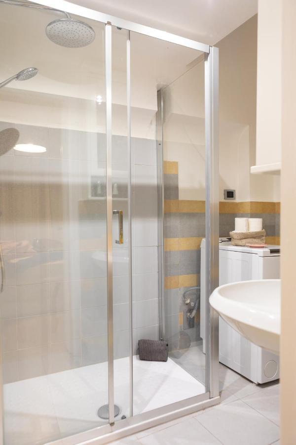 Xenia Apartments - Enjoy Porta Venezia In Modern Apt- 10 Min From Duomo Milan Extérieur photo