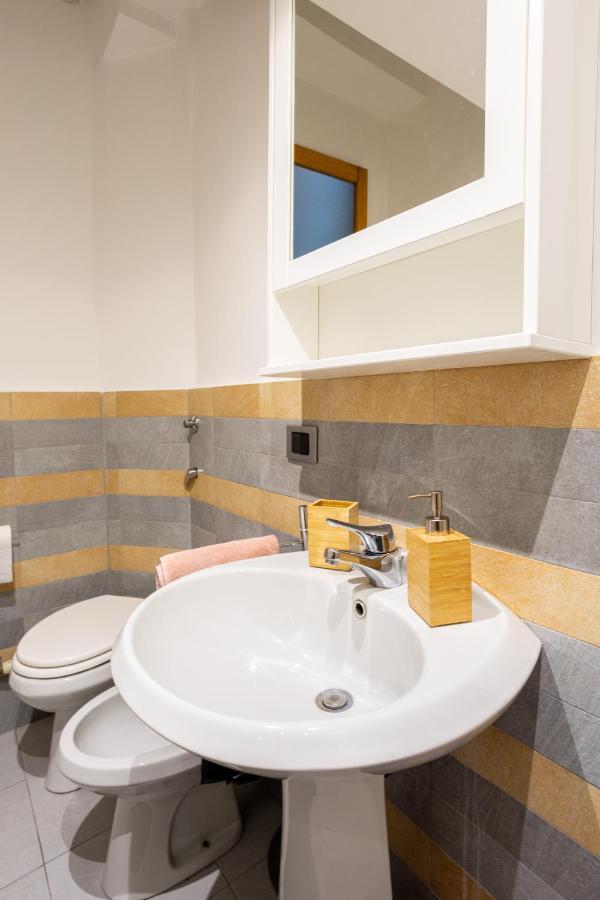 Xenia Apartments - Enjoy Porta Venezia In Modern Apt- 10 Min From Duomo Milan Extérieur photo